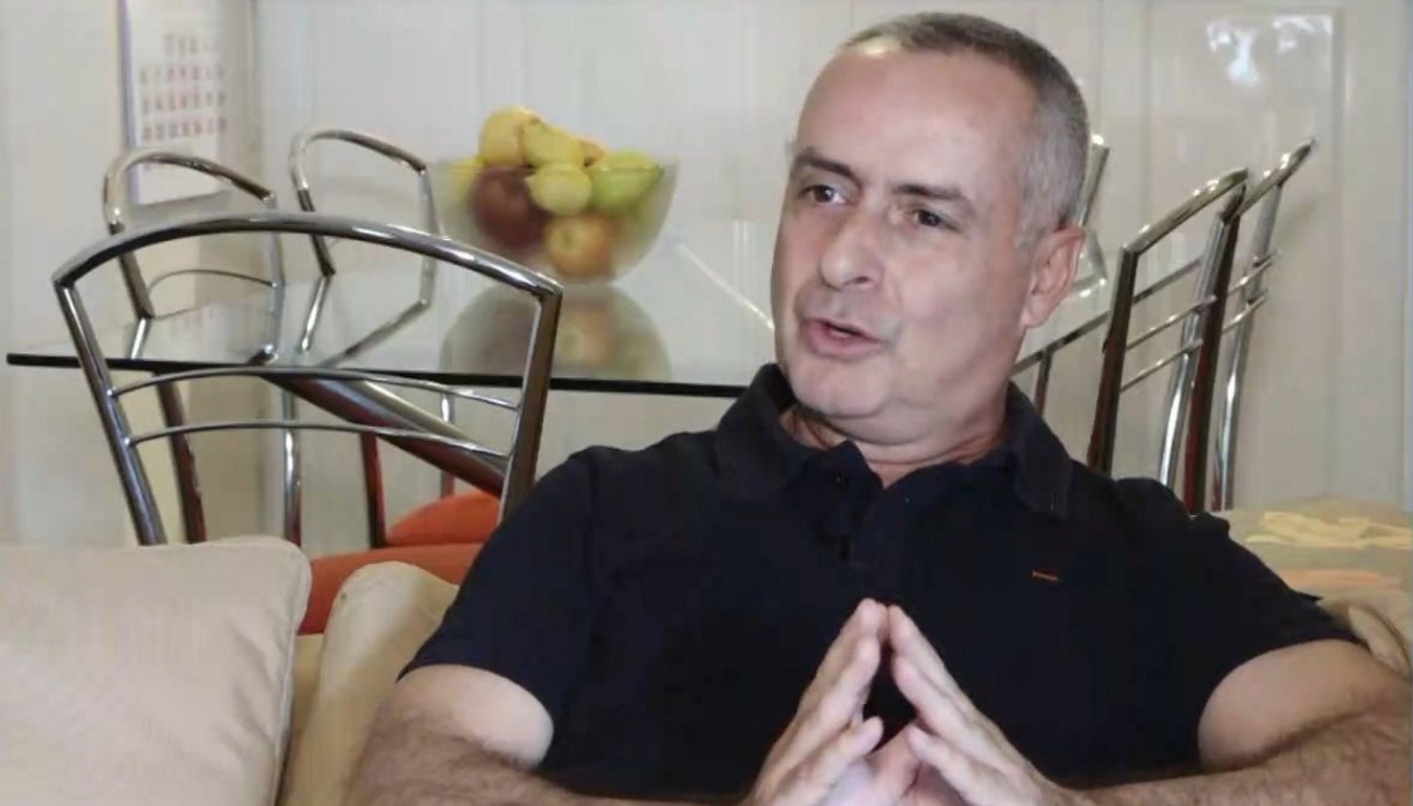 Περικλής Λιανός: Στο θέατρο είναι πολύ δύσκολο να δημιουργηθεί αληθινή φιλία