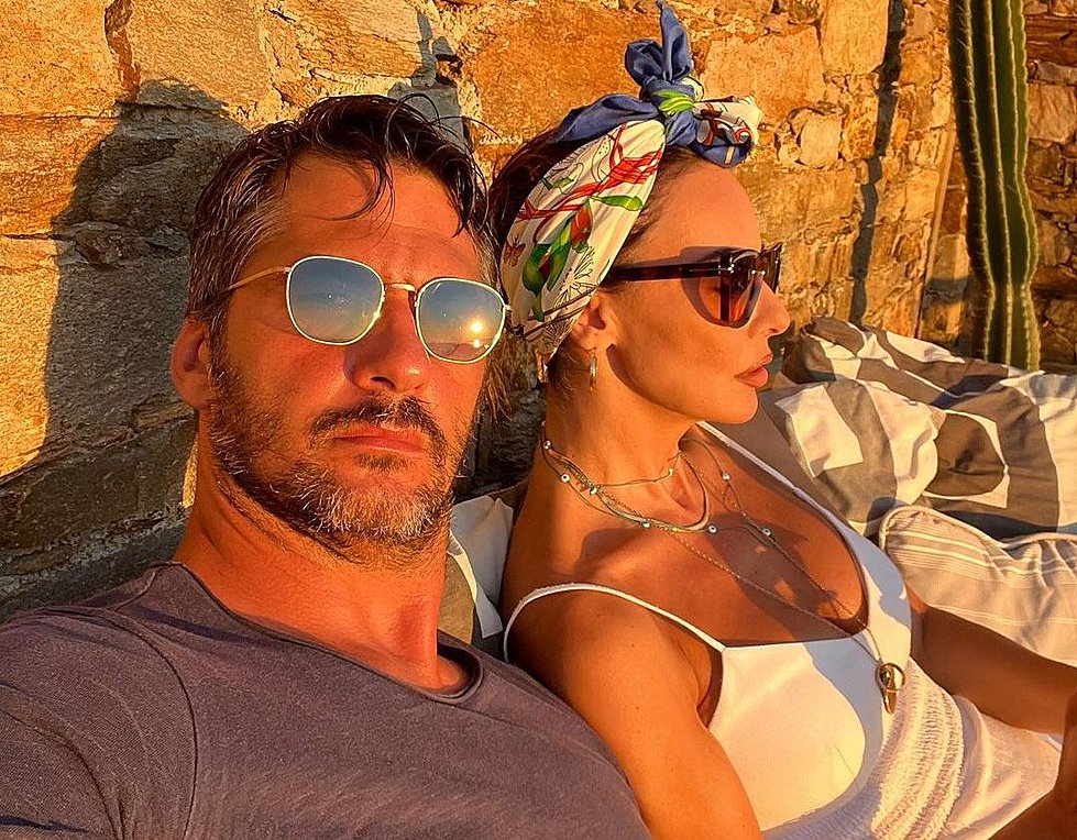 Mπέττυ Μαγγίρα: Η δημόσια ερωτική εξομολόγηση στον σύζυγό της για την ονομαστική του εορτή