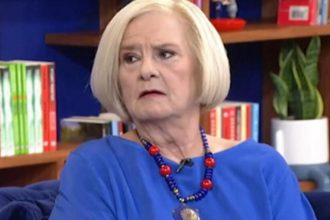 Πηνελόπη Πιτσούλη: «Δεν ταιριάξαμε ποτέ με τη Χρυσούλα Διαβάτη»