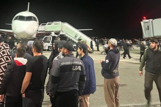 Εισβολή αντιισραηλινού πλήθους σε αεροδρόμιο στο Νταγκεστάν: 60 προσαγωγές, 9 αστυνομικοί τραυματίες