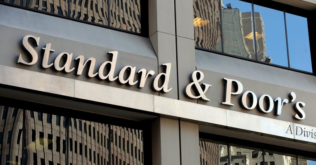 Standard & Poor’s: Έδωσε την επενδυτική βαθμίδα στην Ελλάδα - Τι σημαίνει για την οικονομία μας
