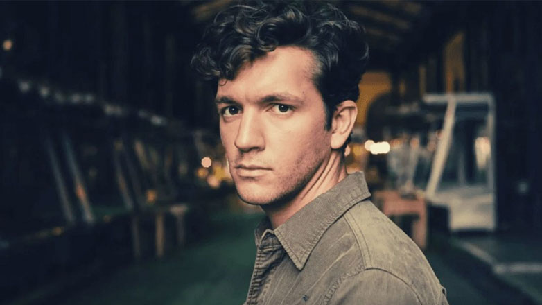 Μιχαήλ Ταμπακάκης για τα γυρίσματα στο «Ναυάγιο»: «Ήμασταν πολλές ώρες στην θάλασσα»