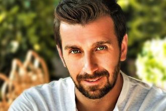 Θάνος Πετρέλης: «Κάνουν ότι είμαι εγώ και ζητούν από τον κόσμο χρήματα»