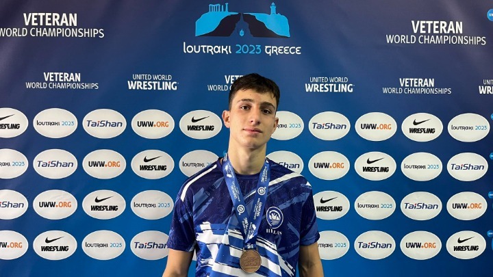 Συγκλονιστικός Καστανάς: Αφιέρωσε το μετάλλιo στη νονά του που σκοτώθηκε στο τροχαίο στην Λιβύη