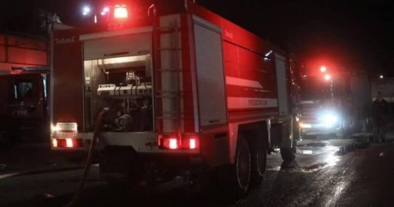 Δύο άνθρωποι απανθρακώθηκαν – Ηλικιωμένος σε σπίτι και γυναίκα σε κοντέινερ