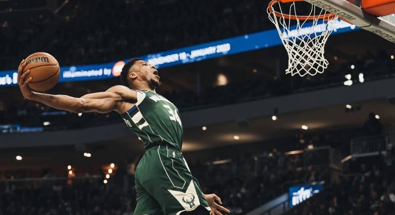 Σέλτικς – Μπακς 119-116: Οι Κέλτες πήραν το ντέρμπι της Ανατολής κόντρα στην ομάδα του Γιάννη Αντετοκούνμπο