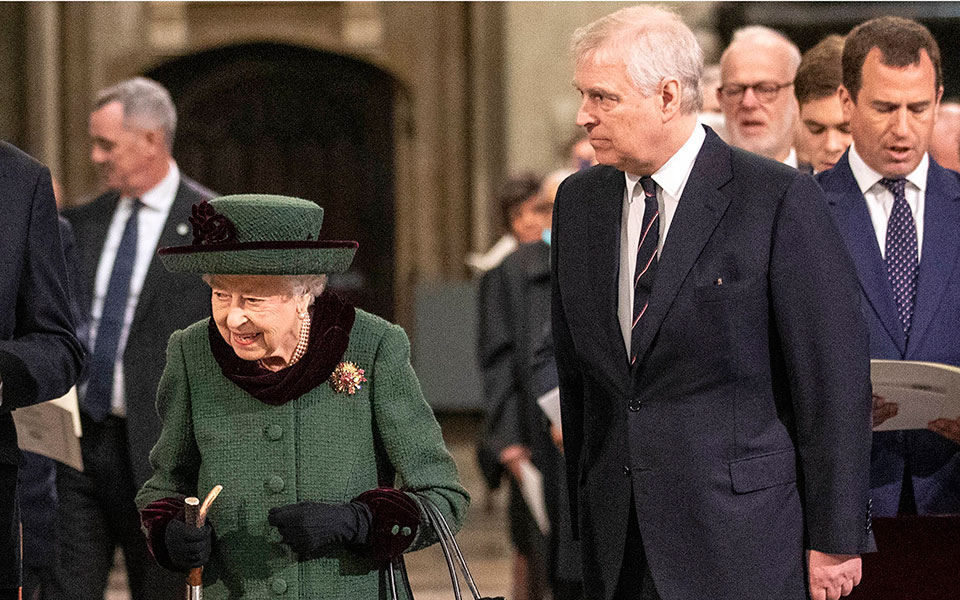 «Ο πρίγκιπας Άντριου δεν ήταν το αγαπημένο παιδί της Βασίλισσας Ελισάβετ»