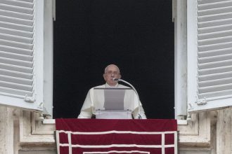 Πάπας Φραγκίσκος: Να αποσταλεί μεγαλύτερη ανθρωπιστική βοήθεια στη Γάζα