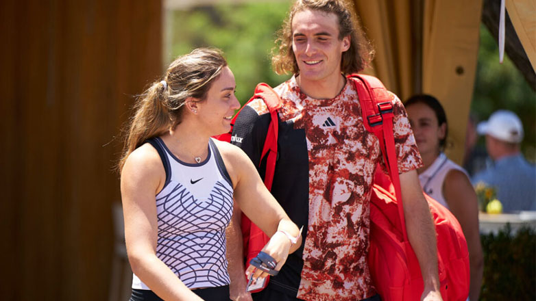 Στέφανος Τσιτσιπάς για Paula Badosa: «Με αγαπάει και με ταΐζει, εγώ σιδερώνω στο σπίτι»
