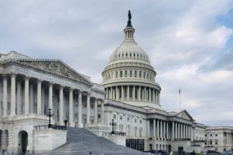 Συναγερμός στο Καπιτώλιο των ΗΠΑ - Συνελήφθη άνδρας με αυτόματο όπλο