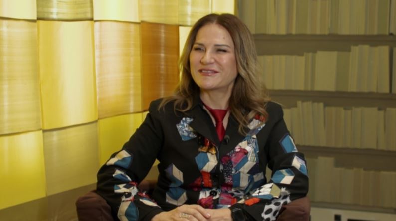 Μπέσυ Μάλφα: «Όταν με αποκαλούν «γυναίκα του Φατσέα» τους απαντώ ότι…»