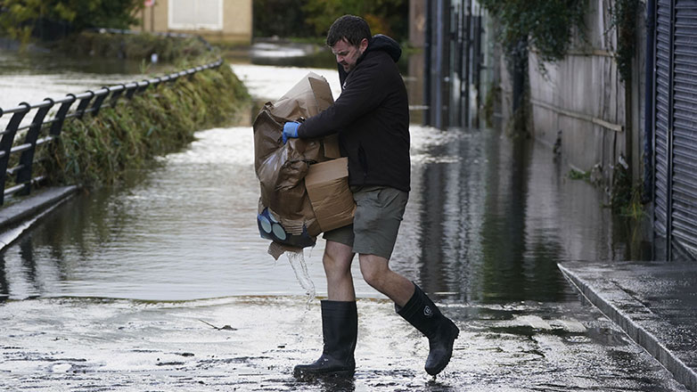 Γαλλία: Ένας νεκρός από την καταιγίδα Κιαράν