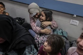 Το Ισραήλ διαψεύδει ότι ζήτησε την εκκένωση του νοσοκομείου Αλ Σίφα στη Γάζα