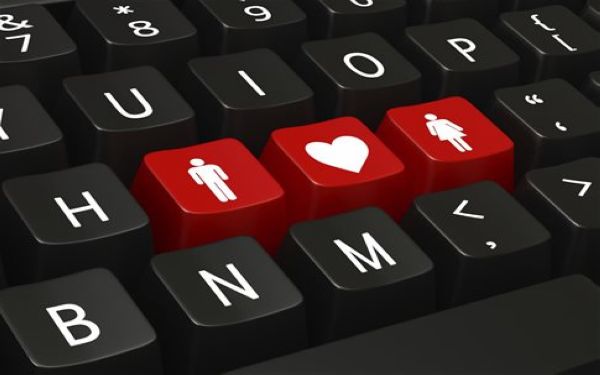 17χρονη που είχε εξαφανιστεί, κατηγορείται για τη δολοφονία νεαρού που γνώρισε στο ίντερνετ