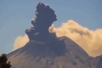 Μεξικό: Εκρήγνυται το ηφαίστειο Ποποκατεπέτλ – Κίτρινος συναγερμός από τις Αρχές, εκκενώνουν περιοχές