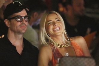 Josephine: Ο Νίνο στην παρουσίαση του δίσκου της - «Εννοείται ότι η μαμά μου έχει γνωρίσει τον Νίνο»