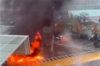 ΗΠΑ: Πιθανή "τρομοκρατική επίθεση" ερευνά το FBI στη γέφυρα Ρέινμποου - Δύο άνθρωποι σκοτώθηκαν