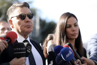 Ο Αλέξης Κούγιας απαντά στην Εύη Βατίδου για την επανασύνδεση: Έχω σχέση, οι δηλώσεις της μου δημιουργούν πρόβλημα