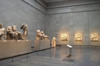 Γλυπτά του Παρθενώνα: Το Βρετανικό Μουσείο «αδειάζει» τον Σούνακ – «Συνεχίζονται οι συζητήσεις με την Αθήνα»