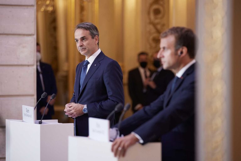 Στο Παρίσι την Πέμπτη ο πρωθυπουργός - «Παρών» στη Διεθνή Διάσκεψη για την ανθρωπιστική βοήθεια στη Γάζα