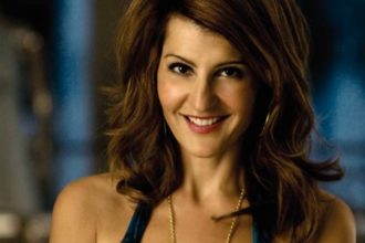 Nia Vardalos: Το μήνυμα στο Βρετανικό Μουσείο – «Τα κλεμμένα Γλυπτά μας πίσω στον Παρθενώνα»