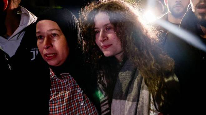 Αχέντ Ταμίμι: Ελεύθερη η Παλαιστίνια ακτιβίστρια με τη συμφωνία Ισραήλ- Χαμάς