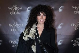 Μαρία Σολωμού: Ξανασυναντήθηκε με τους συμμαθητές της από το Λύκειο – Το τότε και το τώρα μέσα από φωτογραφίες