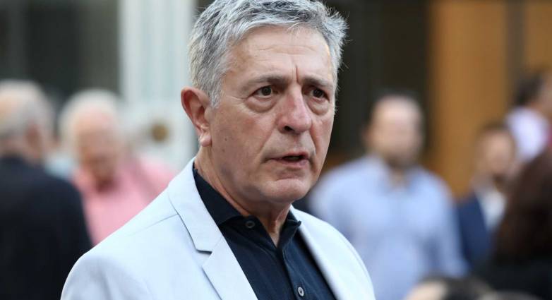 Στέλιος Κούλογλου: Θα παραδώσω την έδρα μου μόνο αν ο Κασσελάκης παραδεχτεί ότι έχει απομακρυνθεί από τις θέσεις του ΣΥΡΙΖΑ