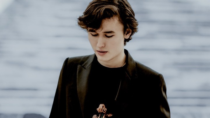 Η Κρατική Ορχήστρα Αθηνών με μαέστρο τον Χάνου Λίντου, συμπράττει με τον Ντάνιελ Λοζάκοβιτς