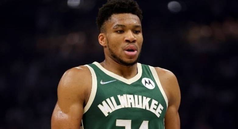 Μπακς – Μπουλς 118-109: Με MVP τον «35άρη» Γιάννη