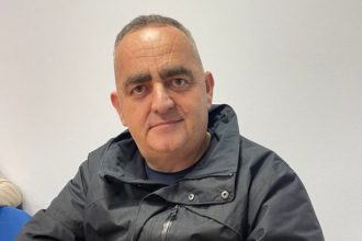 Ο Φρέντι Μπέλερης κατήγγειλε σχέδιο φτωχοποίησης της ελληνικής μειονότητας στην Αλβανία