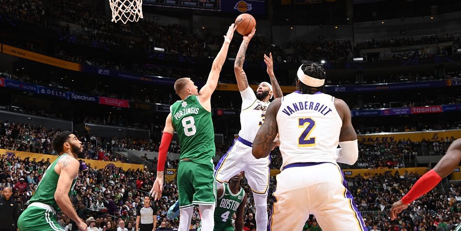 Λέικερς – Σέλτικς 115-126: Πορζίνγκις και Τέιτουμ άλωσαν το Λος Άντζελες