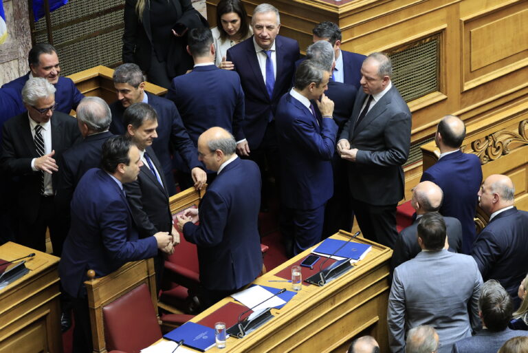 Βουλή: Υπερψηφίστηκε ο προϋπολογισμός του 2024