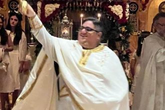 Ο Παναγιώτης Μπουγιούρης αποκαλύπτει το πιο ακραίο περιστατικό με θαυμάστρια του