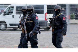 Αλβανία: Ισοβίτης σκότωσε συγκρατούμενό του σε φυλακές υψίστης ασφαλείας - Του έκαναν... ντελίβερι το όπλο με drone!