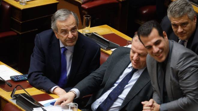 Βουλή: Ο Σαμαράς και άλλοι 6 βουλευτές της ΝΔ διαφωνούν με την τροπολογία Καιρίδη για το μεταναστευτικό, ανάμεσα τους και ο αχαιός Ανδρέας Κατσανιώτης