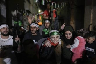 Παρατείνεται για 8η μέρα η εκεχειρία Ισραήλ – Χαμάς