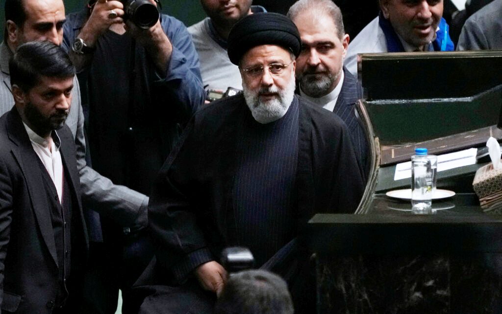 Ο Ιρανός πρόεδρος Ραϊσί καταγγέλλει «γενοκτονία» από το Ισραήλ εναντίον των Παλαιστίνιων