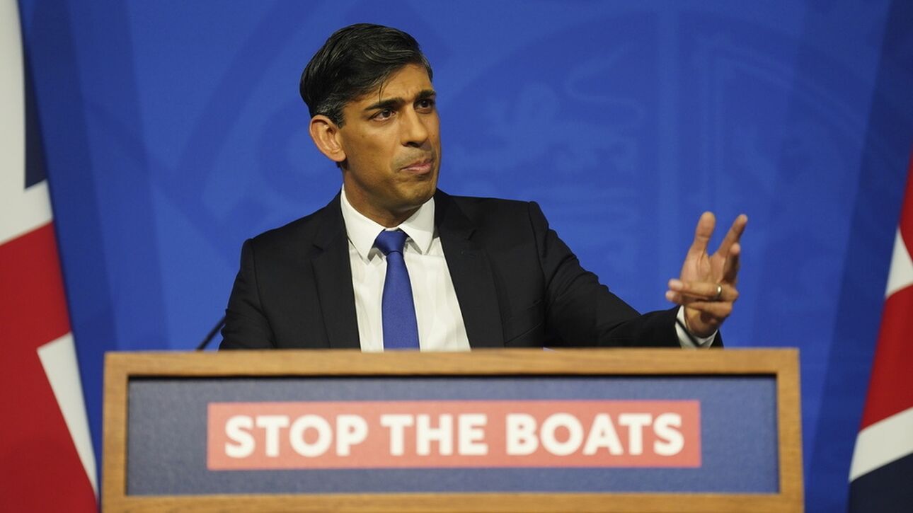 Διπλασιάζει το όριο εισοδήματος για έκδοση οικογενειακής βίζας ο Σούνακ