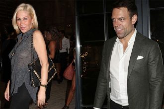 Έφη Σαρρή για Στέφανο Κασσελάκη: «Είναι έρωτας, θα κατέβαινα στις εκλογές μαζί του κι ας καθάριζα το γραφείο του»