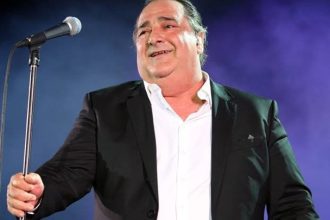 «Μα τι αγάπη; Ευχαριστώ τον ελληνικό λαό» – Ευγνώμων ο Βασίλης Καρράς στο τελευταίο μήνυμά του