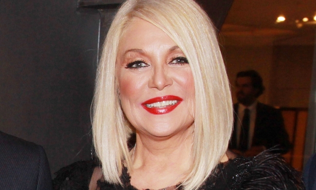 Ρούλα Κορομηλά: Η τρυφερή φωτογραφία με τη μητέρα της - «Σε κρατάω γερά» γράφει η παρουσιάστρια