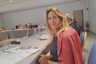 Ιταλίδα γερουσιαστής: Η απόκτηση παιδιών οφείλει να είναι η κύρια αποστολή των γυναικών