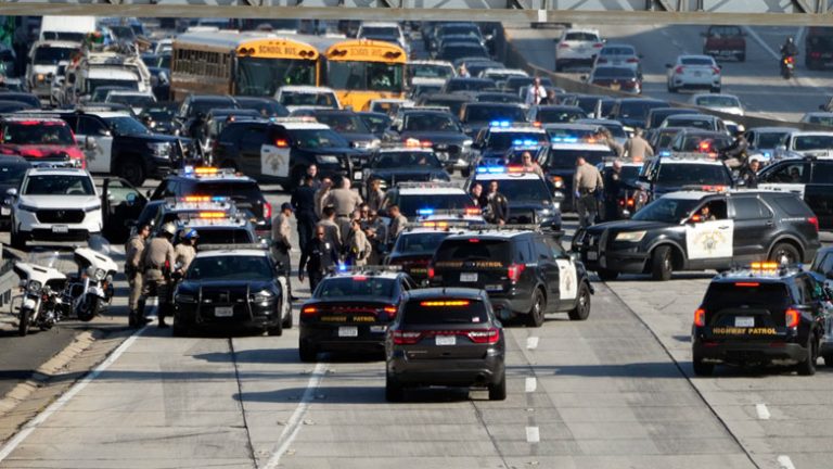 Διαδηλωτές έκλεισαν αυτοκινητόδρομο στο Λος Άντζελες απαιτώντας κατάπαυση του πυρός στη Γάζα