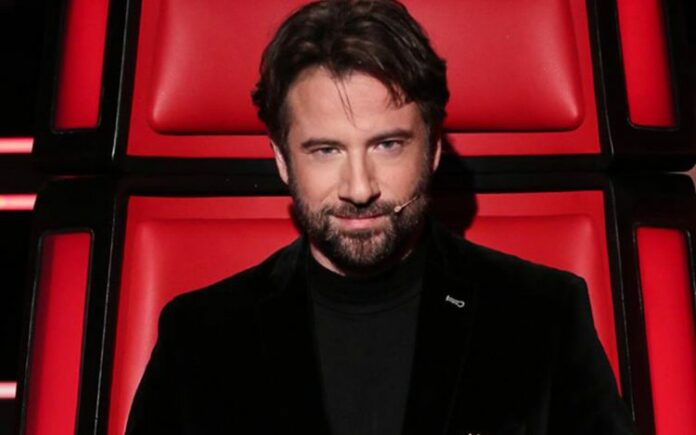 Κωστής Μαραβέγιας: Είχα ανοιχτό φερμουάρ, τα βλέμματα ήταν πιο κάτω από μένα