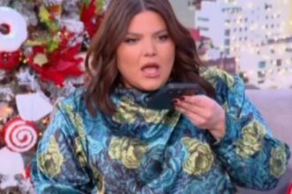 Εκτός εκπομπής ο Άρης Καβατζίκης: Άναυδη η Δανάη Μπάρκα στον αέρα με το τηλεφώνημά του