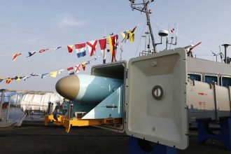 Πυραύλους κρουζ παρέλαβε το Πολεμικό Ναυτικό του Ιράν