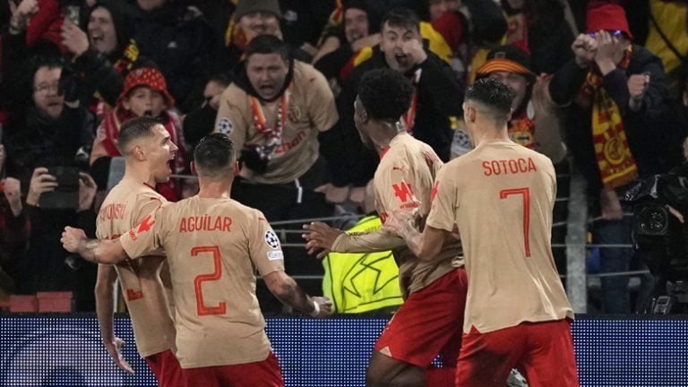 Champions League: Η Λανς πήρε το εισιτήριο για το Europa League και έστειλε… σπίτι της τη Σεβίλλη