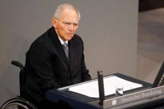 Πέθανε ο Βόλφγκανγκ Σόιμπλε