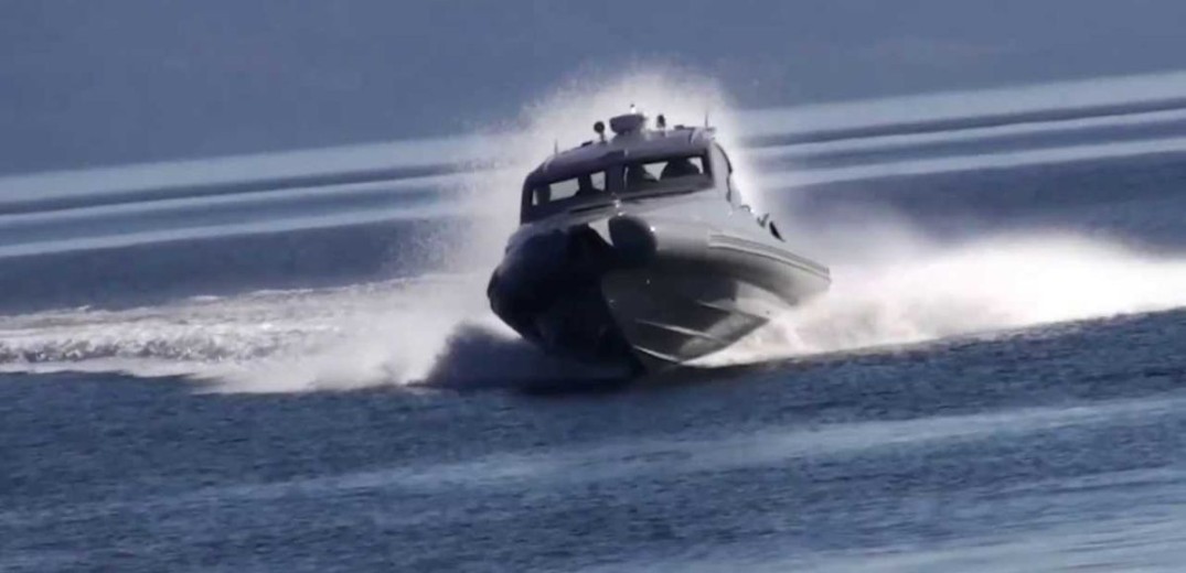 Σενεγάλη: Κινηματογραφική καταδίωξη ταχύπλοου - Πετούσαν στη θάλασσα 690 κιλά κοκαΐνη!